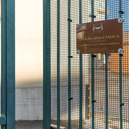 Oda ve Kahvaltı L'amaca 4*